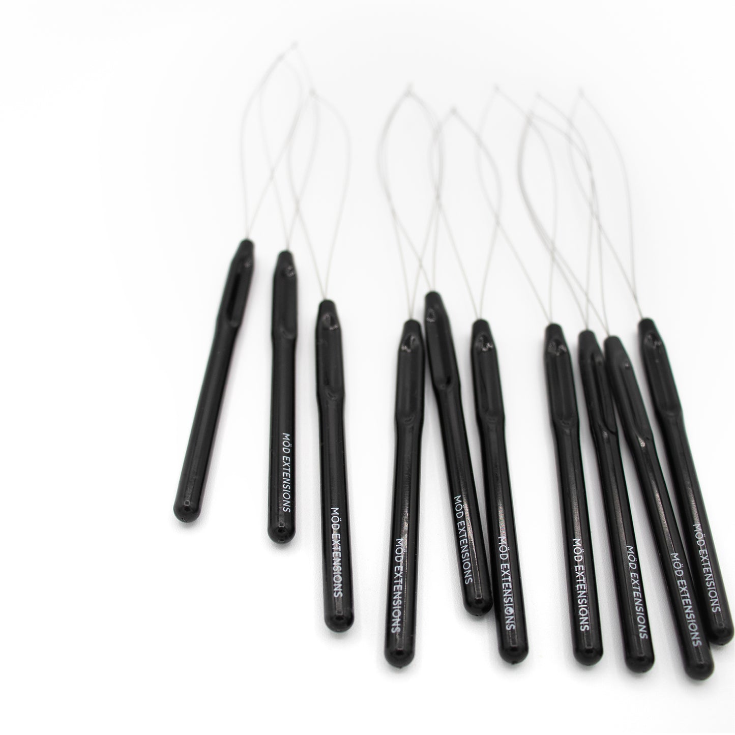 flexible metal loop and a comfortable black plastic handle